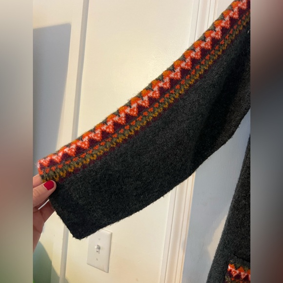 Cardigan sweater size M (SW109) - Picture 3 of 7